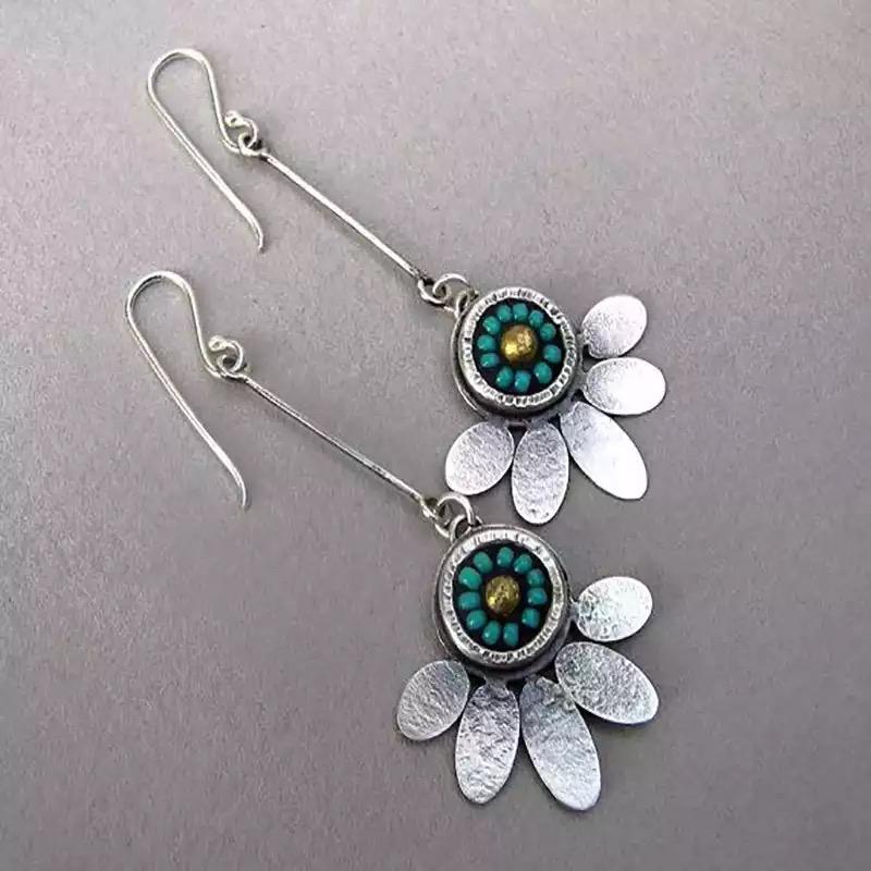 Amberly Earrings