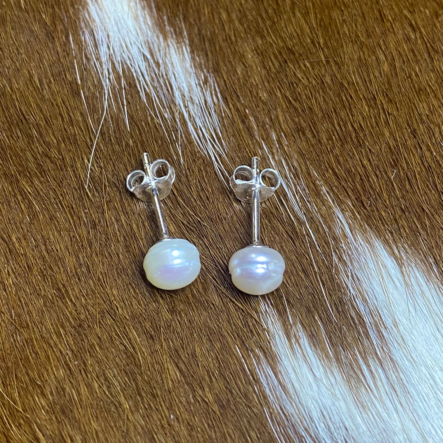 White Freshwater Pearl Studs