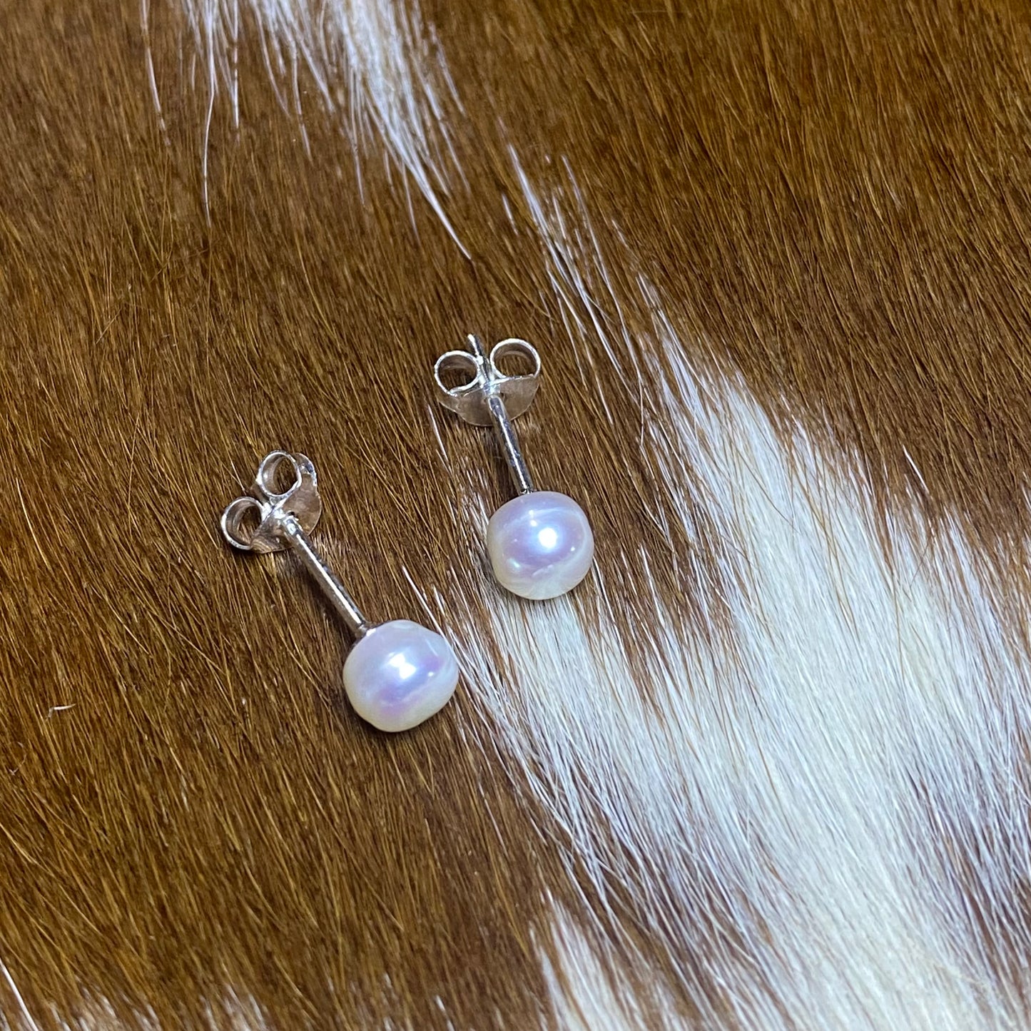 White Freshwater Pearl Studs